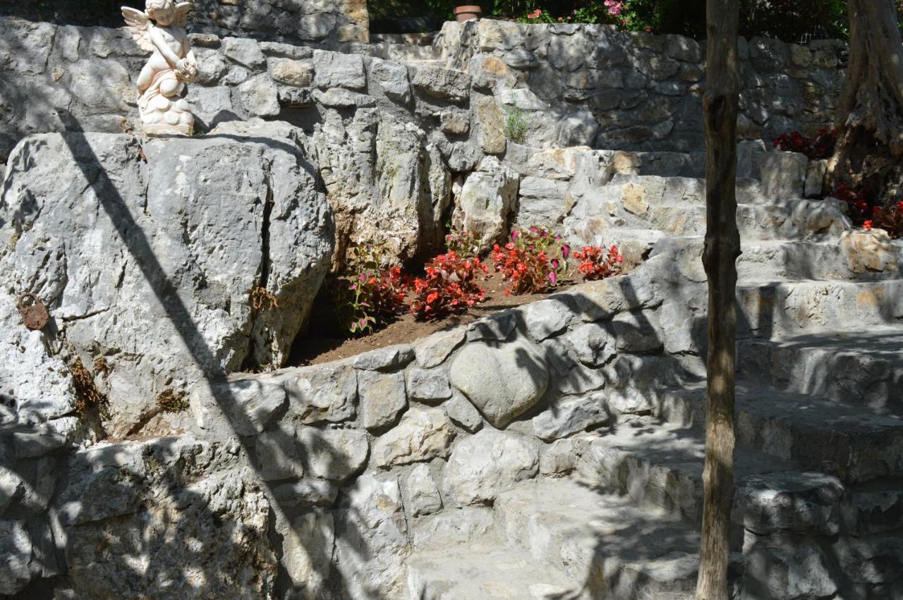 La Petra Vico Equense Exterior foto